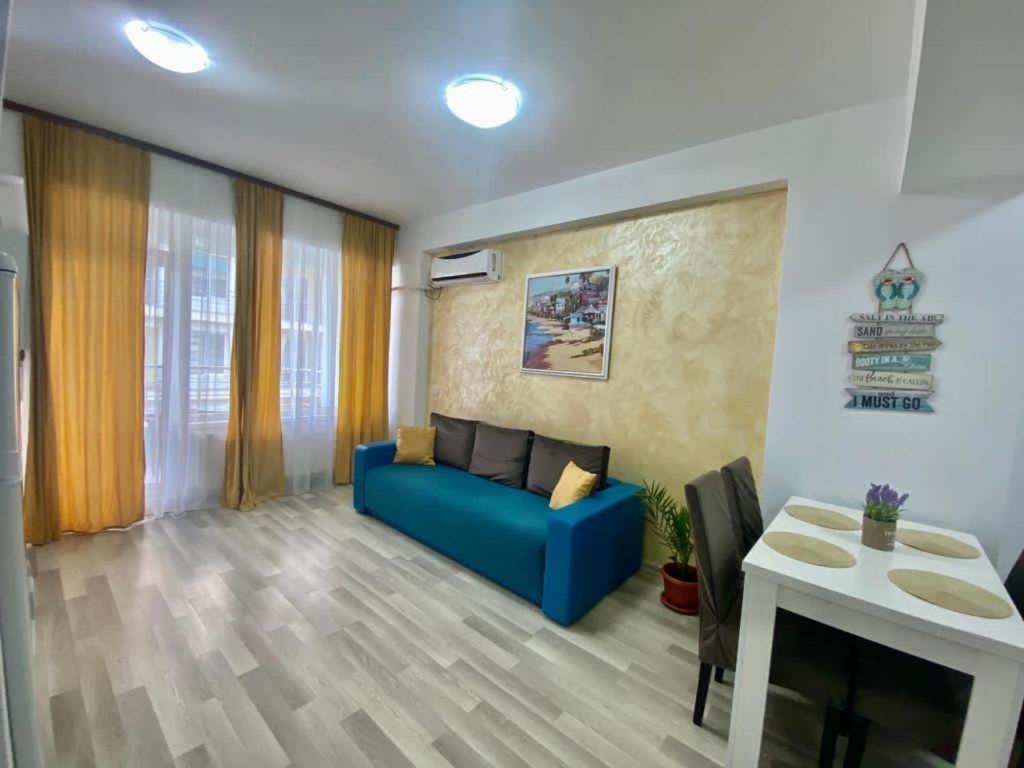 Apartament Summerland Mamaia Nord Екстериор снимка