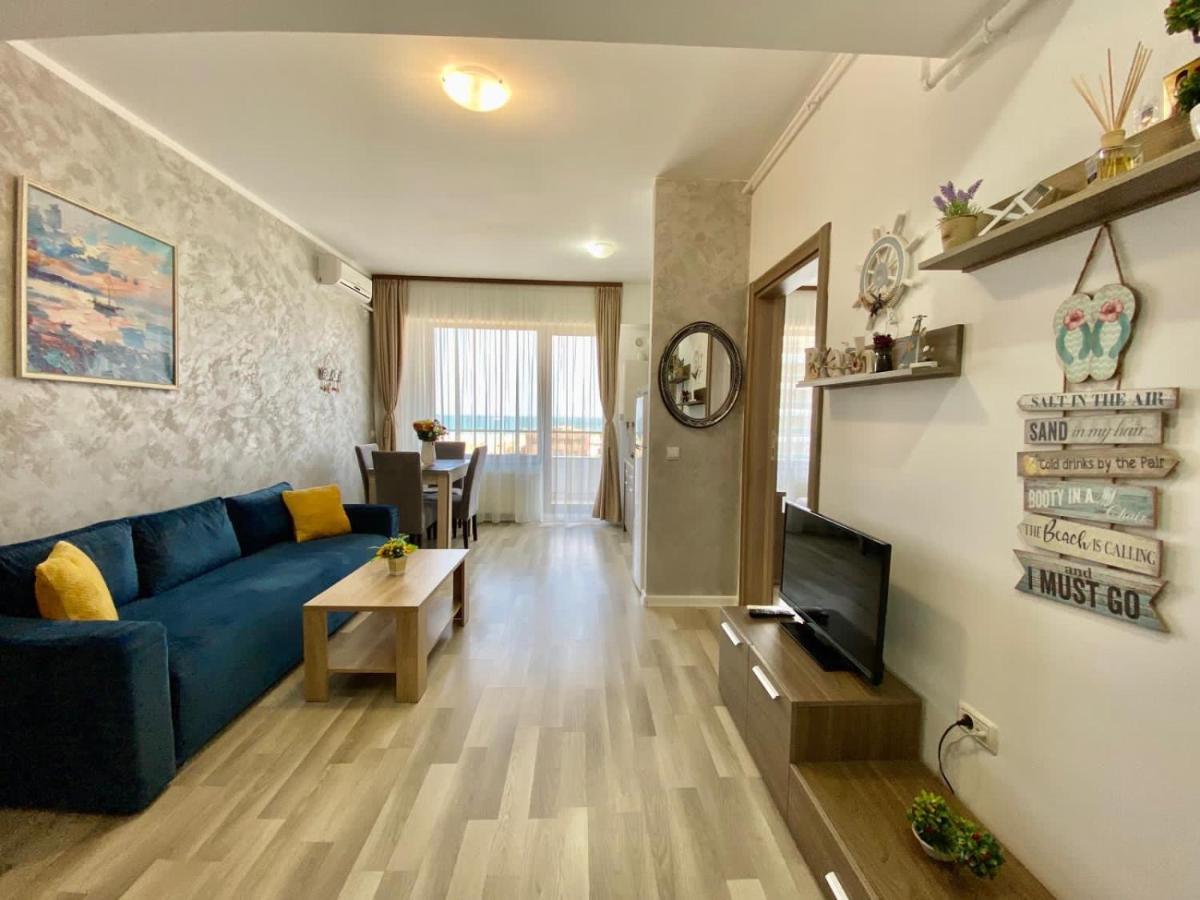 Apartament Summerland Mamaia Nord Екстериор снимка