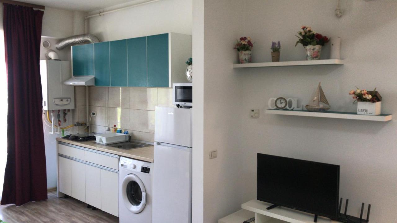 Apartament Summerland Mamaia Nord Екстериор снимка