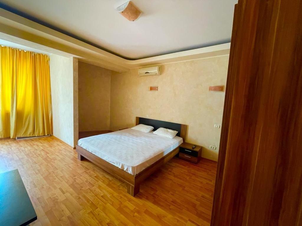 Apartament Summerland Mamaia Nord Екстериор снимка