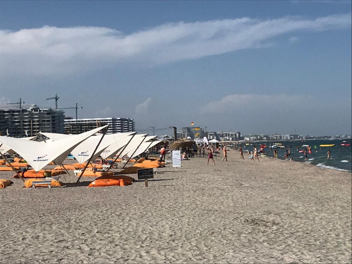 Apartament Summerland Mamaia Nord Екстериор снимка