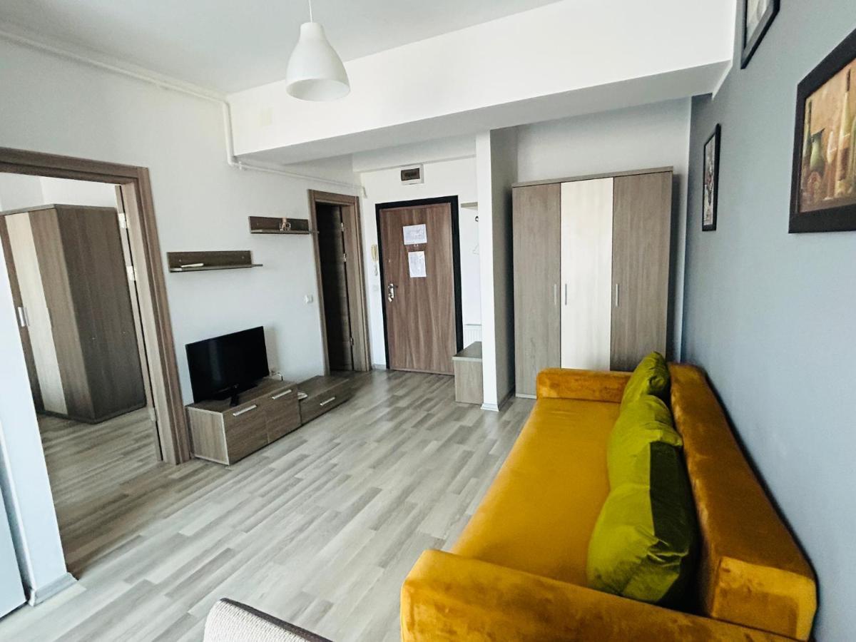 Apartament Summerland Mamaia Nord Екстериор снимка
