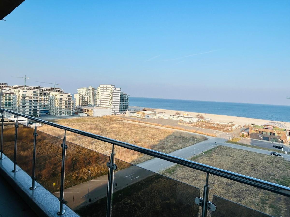 Apartament Summerland Mamaia Nord Екстериор снимка