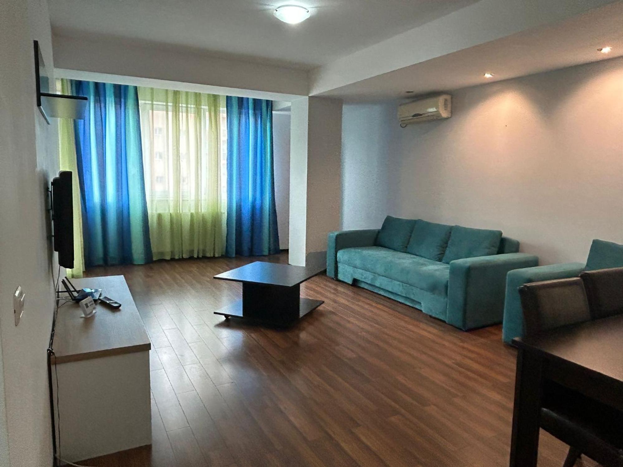 Apartament Summerland Mamaia Nord Екстериор снимка